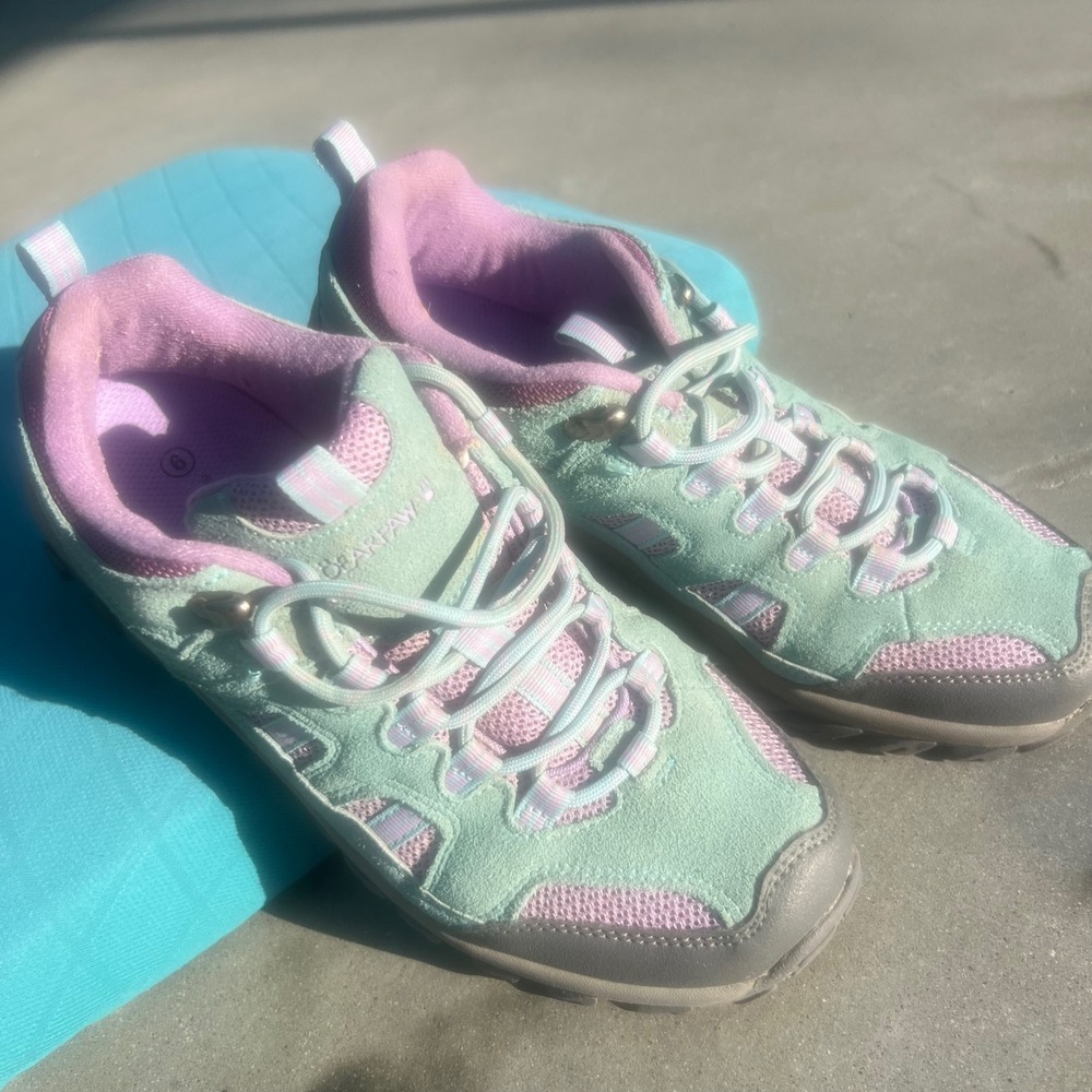 Bearpaw Ridgewood Low Hiking Shoes Womens 9 Mint Green Excellent